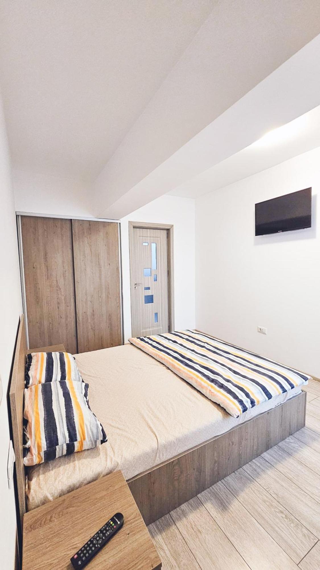 Apartament Dem Radulescu 3 Camere! Râmnicu Vâlcea Exterior foto